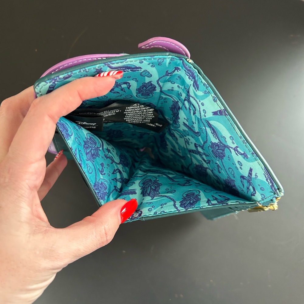 Loungefly Disney Villians Scene Ursula Crystal Ball and Ariel Flap Wallet - Picture 7 of 8